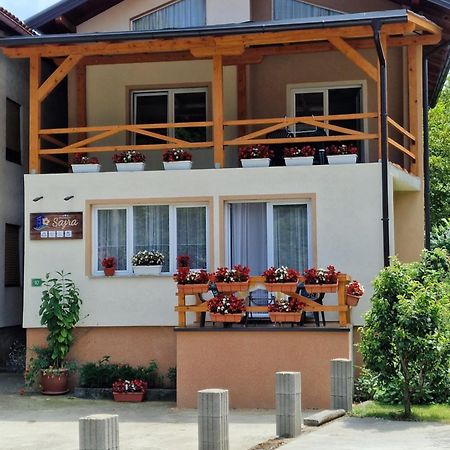 Apartment Sajra Кулен Вакуф Екстер'єр фото